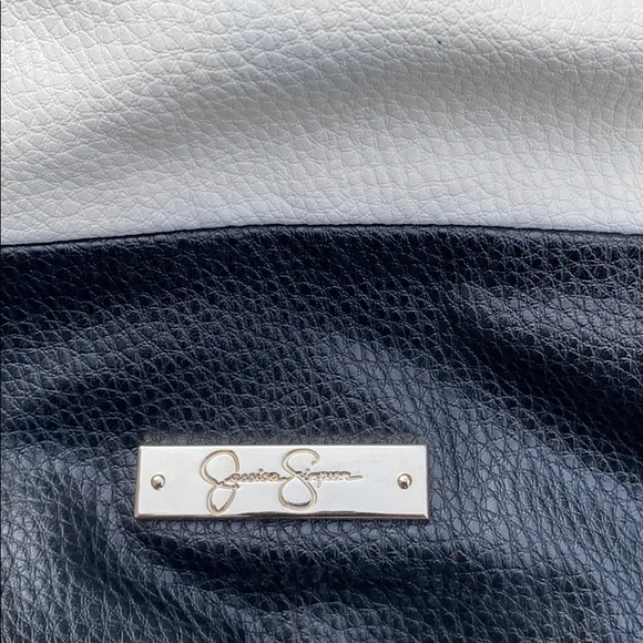 Cool purse - Picture 2 of 4